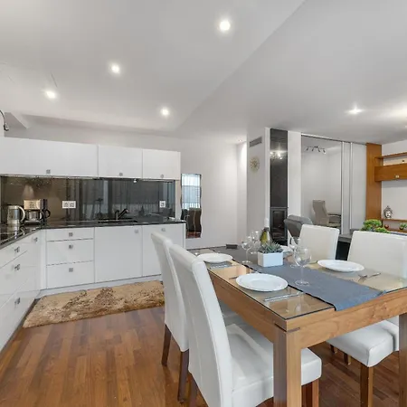 Revon Business 48 Dunajska, Free Parking * Bratislava