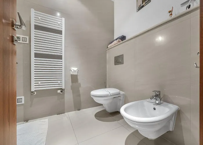 Revon Business 48 Dunajska, Free Parking شقة *