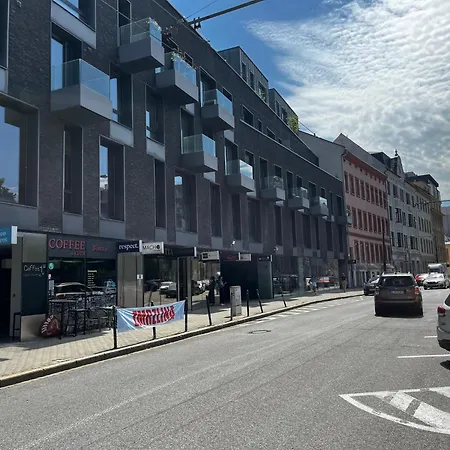 Revon Business 48 Dunajska, Free Parking Pozsony